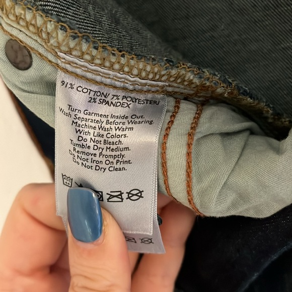 Eddie Bauer Slightly Curvy High Rise Skinny Jeans, Size 12, Dark Blue Denim - Picture 9 of 9